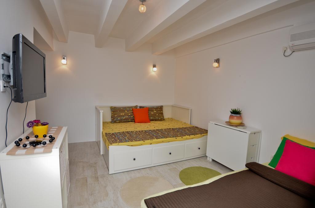 Alex Apartments Budva Phòng bức ảnh